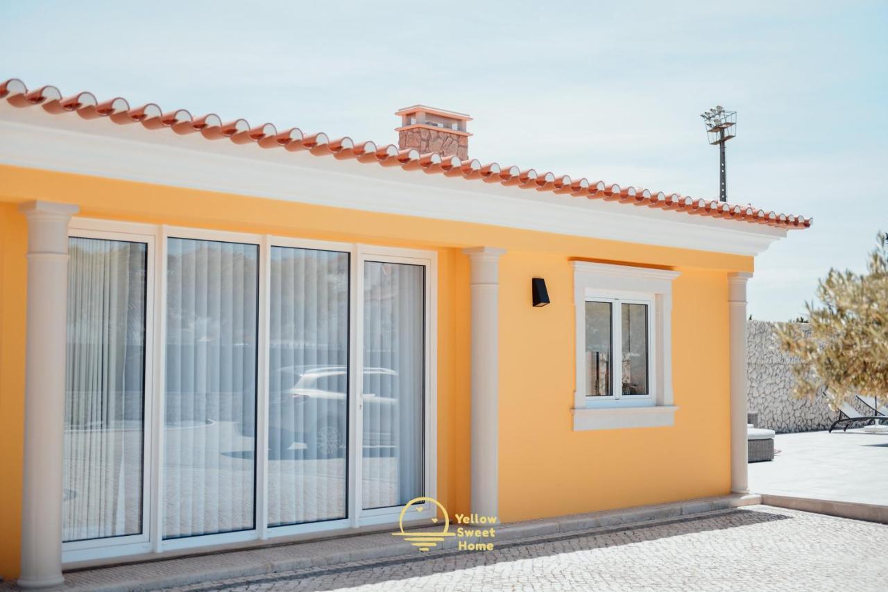 Yellow Sweet Home - Maria E Beatriz Nazaré Buitenkant foto